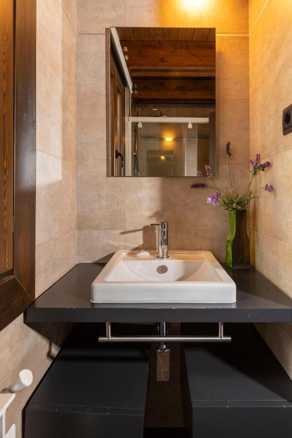 Apartamentos Casa Roldan I Benasque Esterno foto