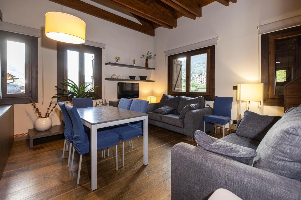 Apartamentos Casa Roldan I Benasque Esterno foto